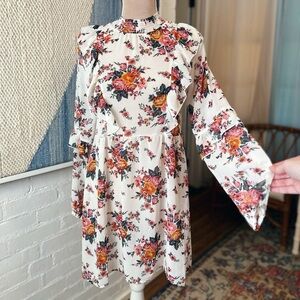 Kit + Sky Creamy Floral Balloon Sleeve Ruffle Dress